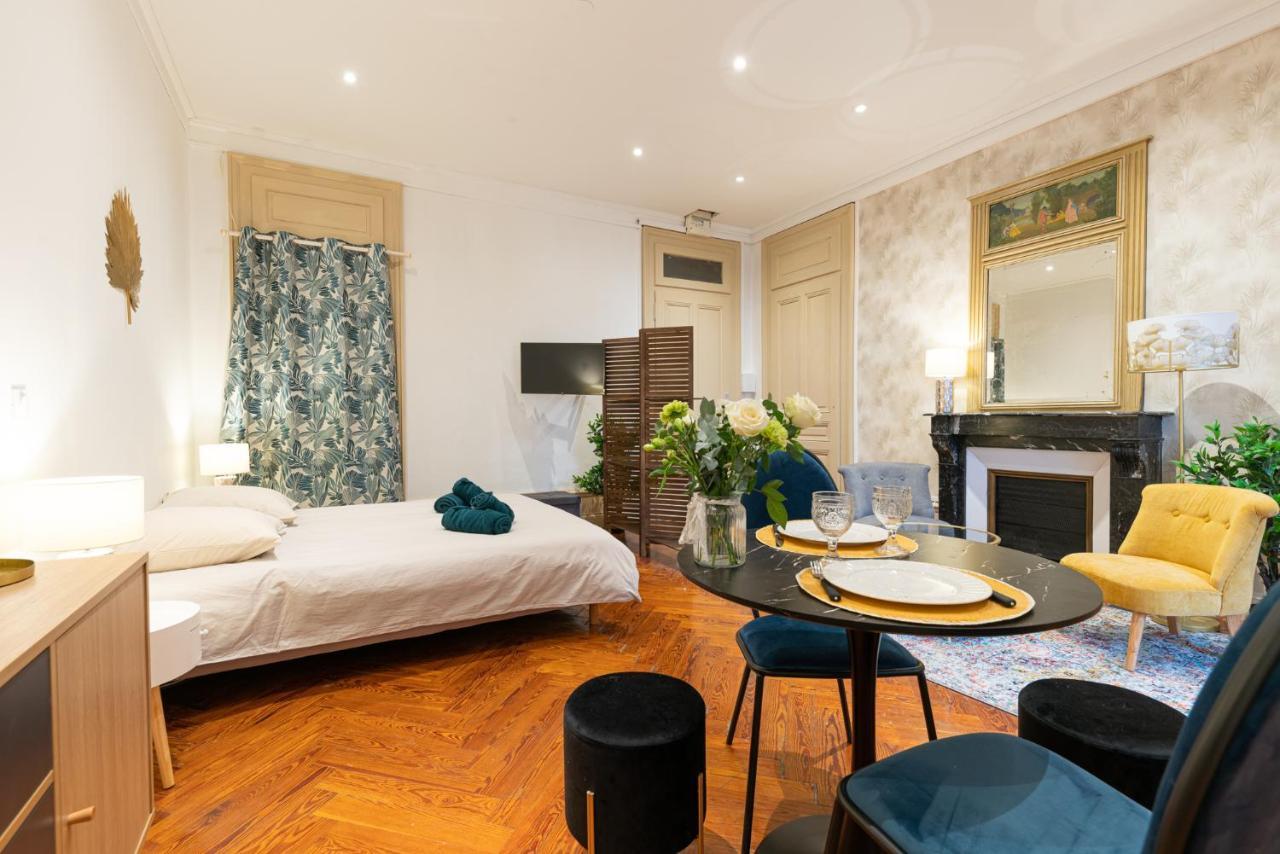 Ancien Palace Bernascon Vue Sur Classe 3 Etoiles Appartement *